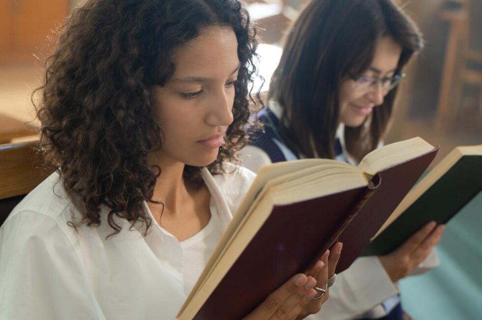 Igcse Vs Gcse Key Differences Which Offers More Igcse Vs Gcse Key Differences Which Offers More